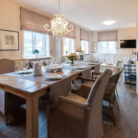 Haus Boreloer, Whg 1 *