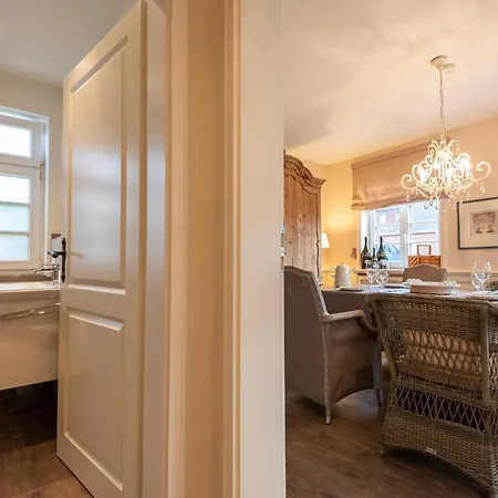 Haus Boreloer, Whg 1