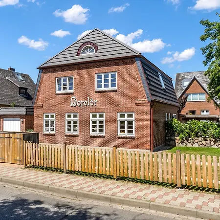 Haus Boreloer, Whg 1 *